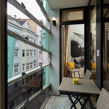 Downtown Cube Apartment Budapeste Exterior foto